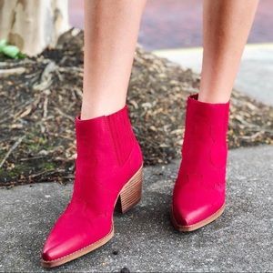 ❌Sam Edelman Red Suede Booties Size 8 ❌